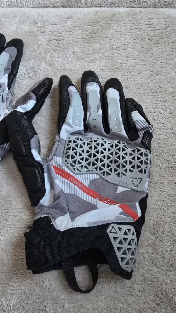 Рукавиці LEATT