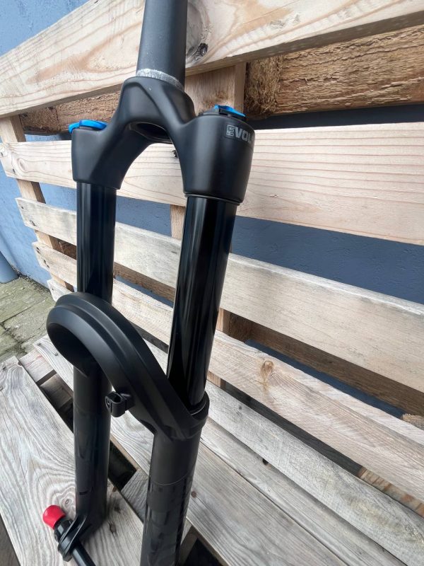 Fox 38 Performance вилка фото 3