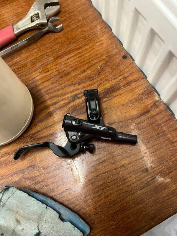 Права ручка Shimano Deore XT M8120