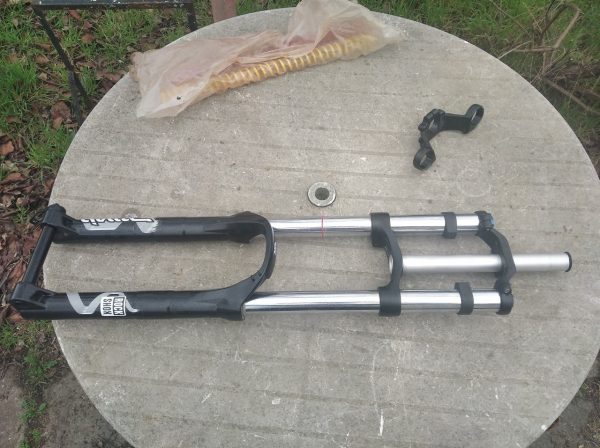 Вилка Rock Shox Domain RC Dual Crown CL 11/8 фото 2