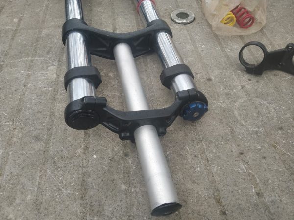 Вилка Rock Shox Domain RC Dual Crown CL 11/8 фото 3