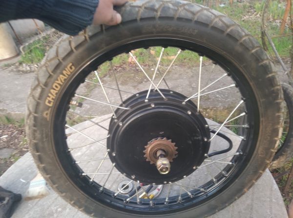 Колесо переднє 18" Shimano Saint + мотор-колесо 5000W Volta Bike фото 6