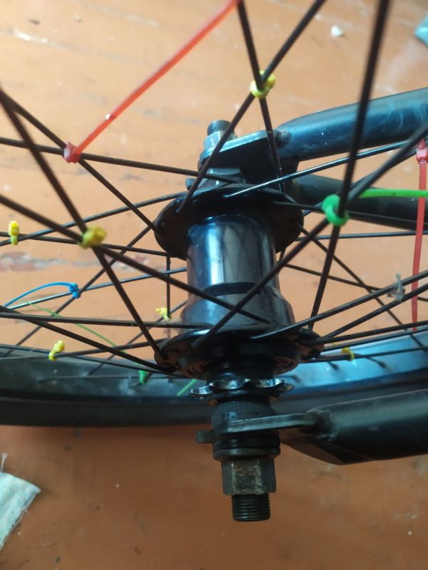 Рульова чашка IS42/52 + BMX колесо 20" фото 3