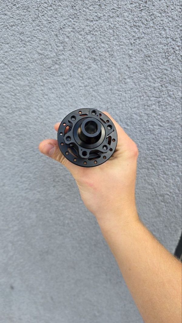 Втулка Ngebut 148x12 фото 4