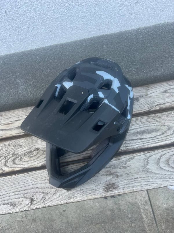 Шолом Lixada M фото 3