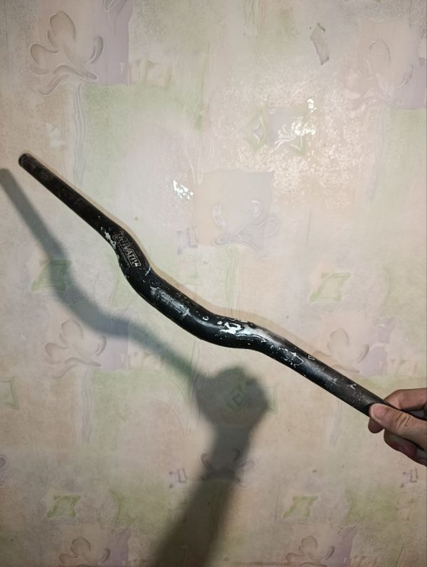 Руль Truvativ DH-riserbar + Підсідельник Specialized + Покришка Schwalbe Smart Sam фото 2