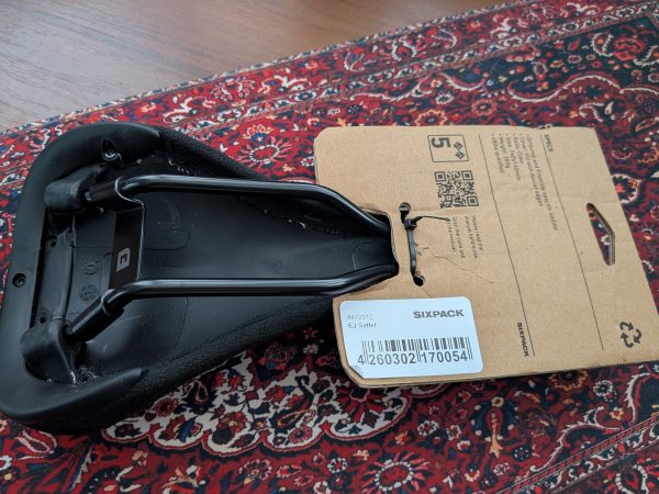 Сідло Sixpack EJ1 Emil Johansson + Кермо Race Face Chester 35 фото 4