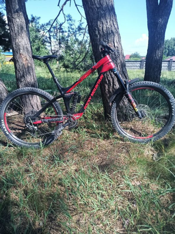 Рама Rocky Mountain Slayer carbon 17.5 фото 1