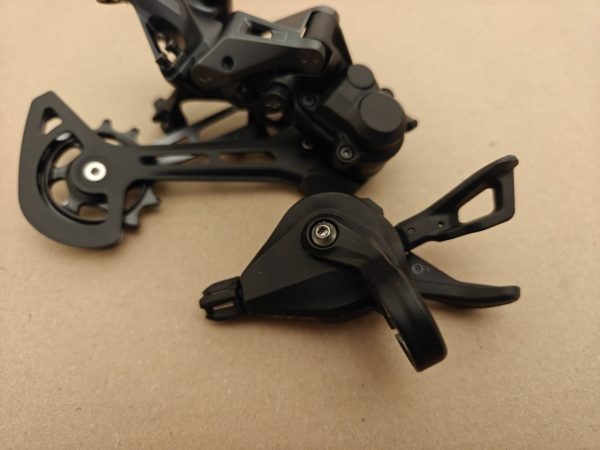 Трансмісія Shimano Deore XT RD-M8000 + SL-M8000 на 11 фото 6