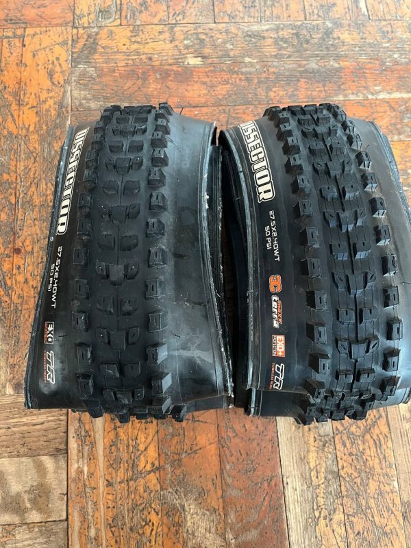 Покришка Maxxis Dissector 27,5 × 2,4" EXO/TR + Покришка Maxxis Dissector 27,5 × 2,4" EXO+/TR