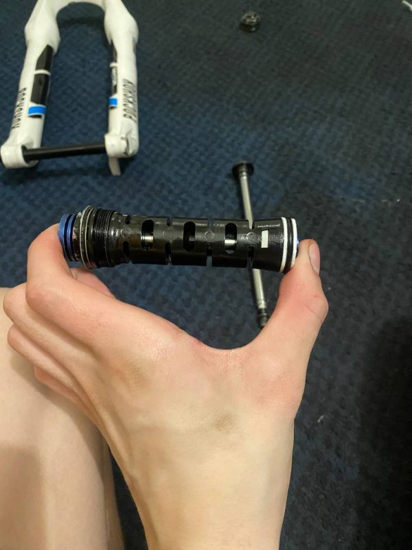 Амортизатор Rock Shox 32 мм 150 мм ходу фото 1