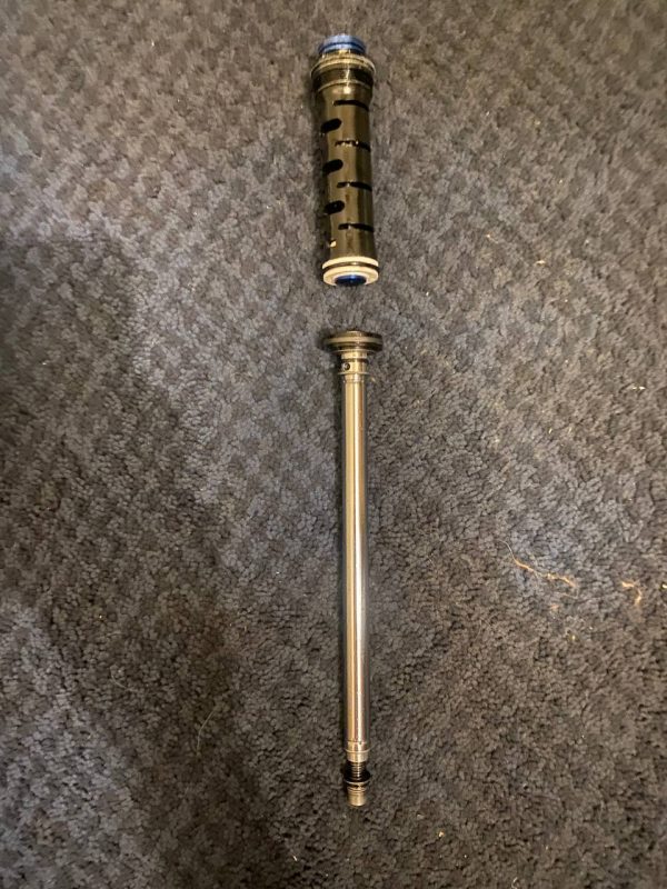 Амортизатор Rock Shox 32 мм 150 мм ходу фото 5