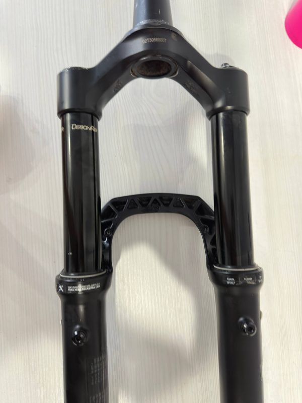 Вилка RockShox Pike 140 мм фото 4