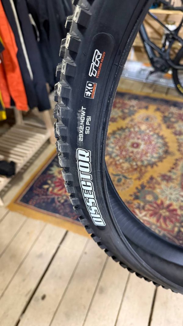 Покришки Maxxis фото 4