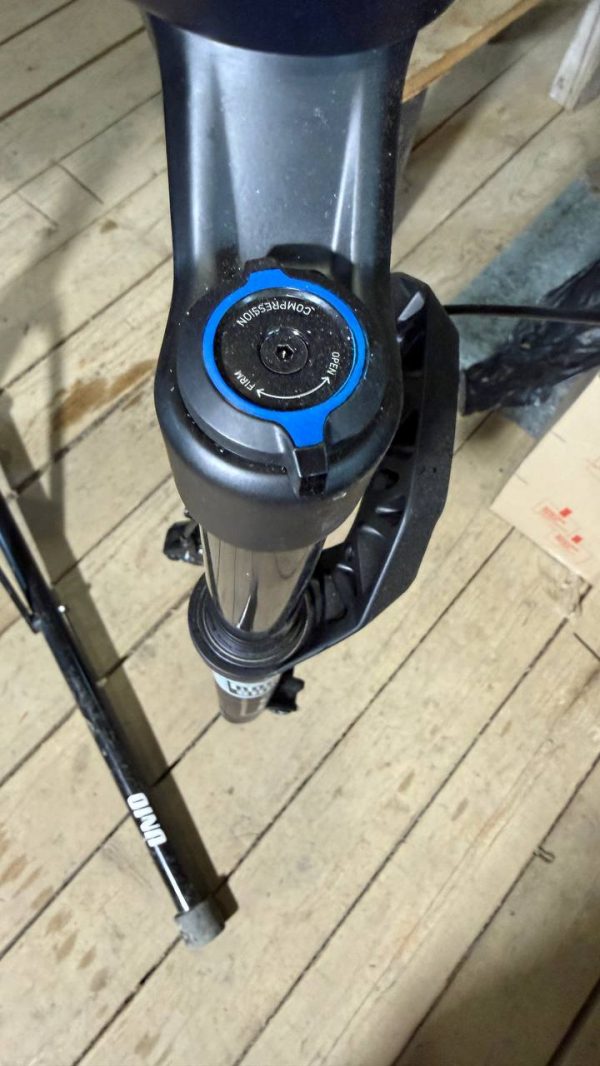 Вилка Rock Shox Psylo Silver 29" 150mm фото 3