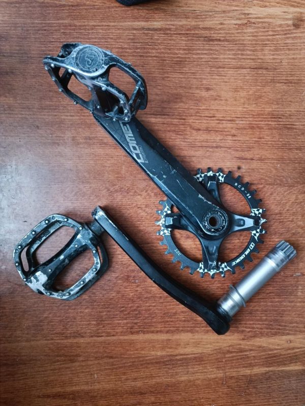 Шатуни FSA Comet 32T 96BCD Hollowtech II + педалі фото 3