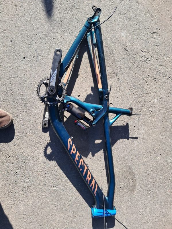 Рама Canyon Spectral 27.5 М + Manitou Swinger X4 + FSA Comet + каретка фото 2