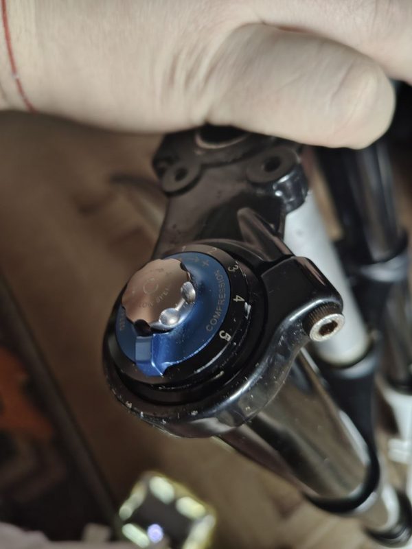 Вилка Suntour RUX 38 Werx R2C2 Air фото 5