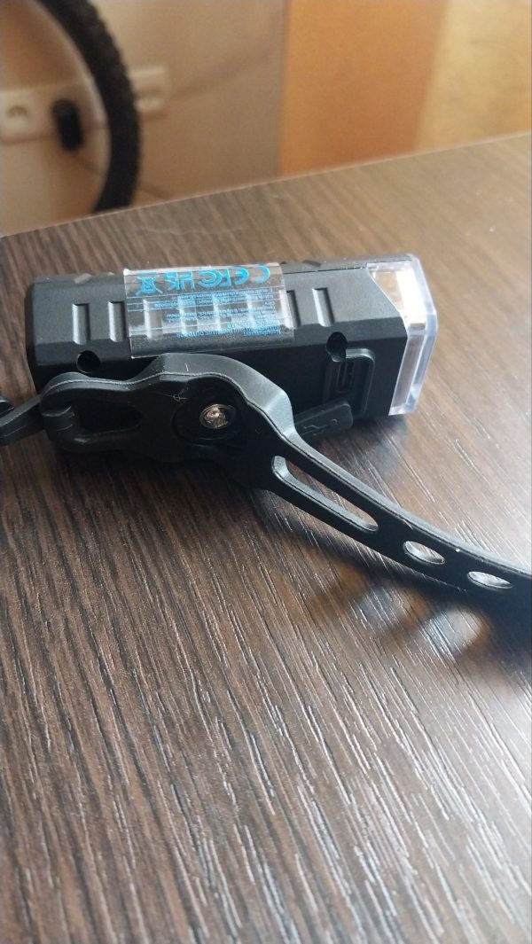 Велосипедний ліхтар Shark Smiling фото 3