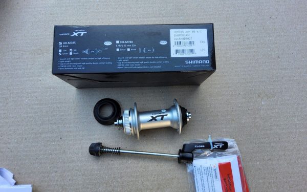 Втулка передня Shimano XT HB-M785