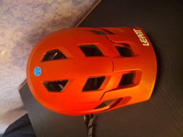 Шолом Leatt 1.0 DBX фото 2