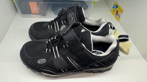 Велотуфлі Northwave Mission GTX р. 38