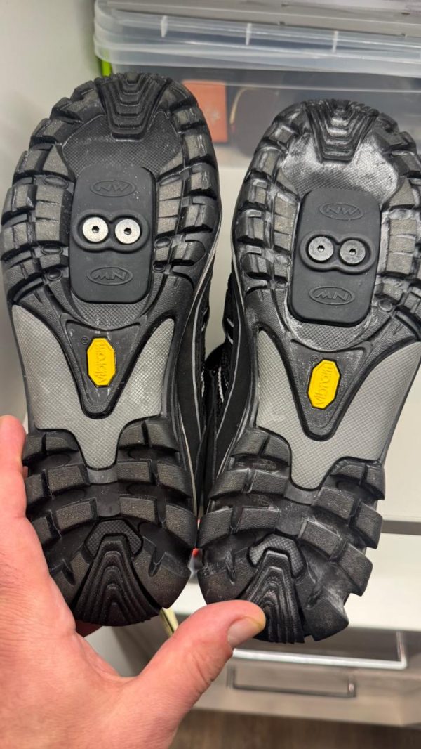 Велотуфлі Northwave Mission GTX р. 38 фото 3