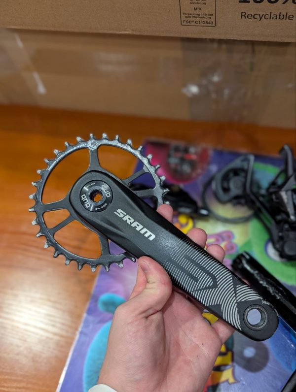 Шатуни Sram SX Eagle + перемикач Shimano + манетка + налокотники TLD фото 4