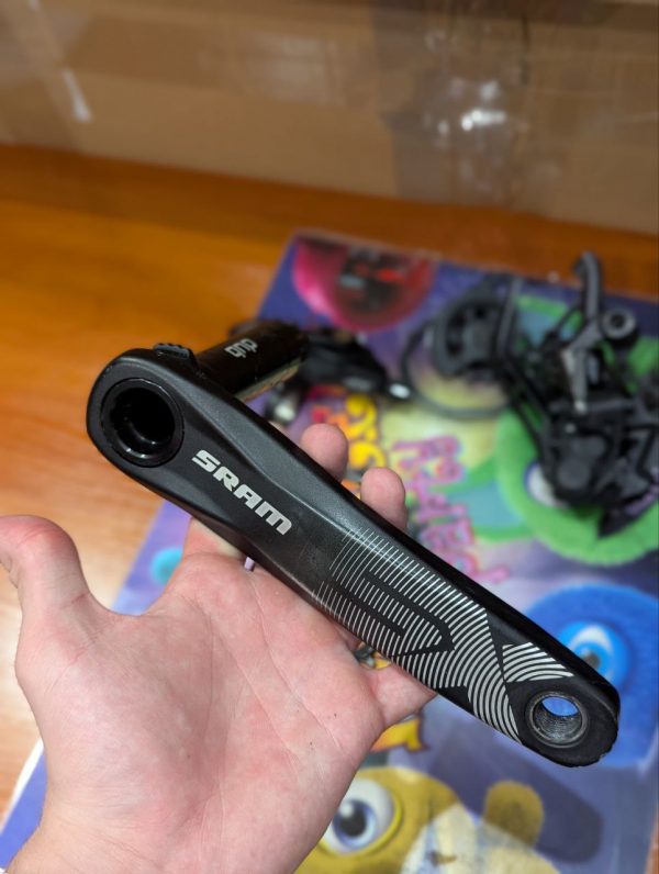 Шатуни Sram SX Eagle + перемикач Shimano + манетка + налокотники TLD фото 5