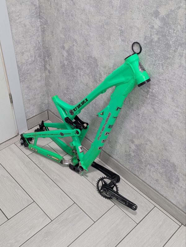 Рама Intense Uzzi 2014 M