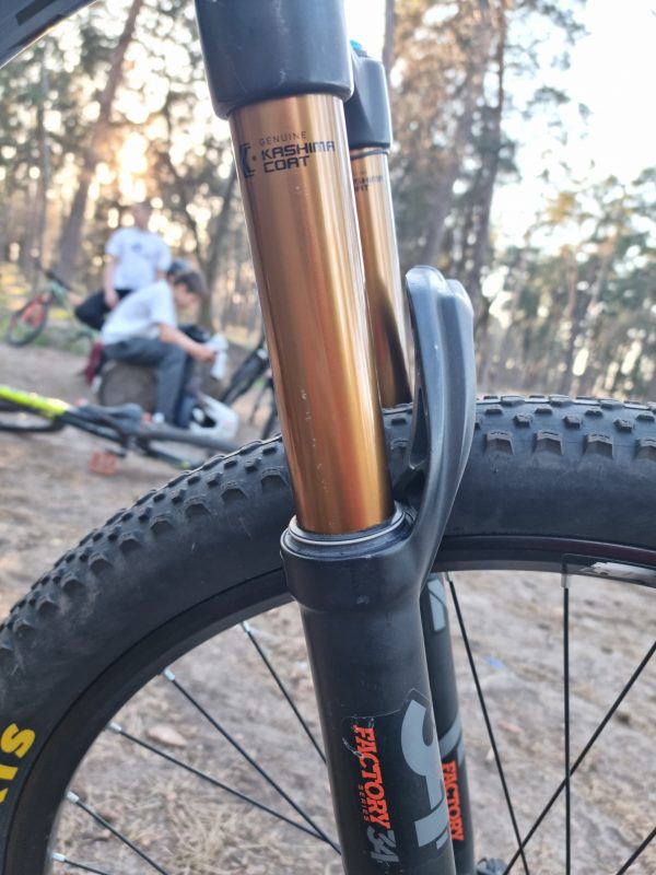 Вилка Fox Factory 34 Kashima 120mm 27.5 110/15 фото 3