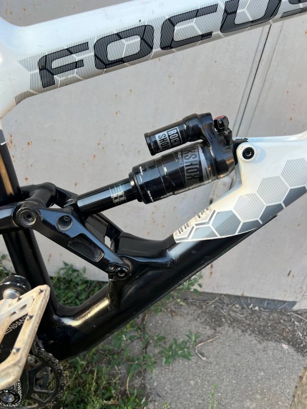 Карбоновий велосипед Focus Sam фото 3