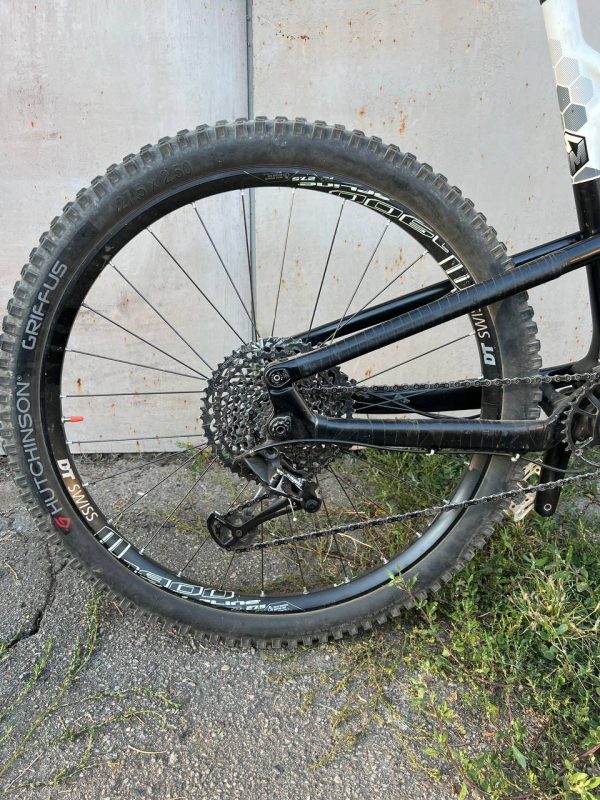 Карбоновий велосипед Focus Sam фото 4