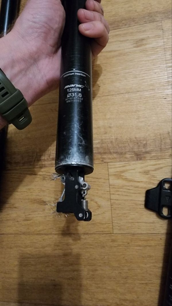 Дропер RockShox Reverb Stealth + X-Fusion Manic на запчастини фото 5