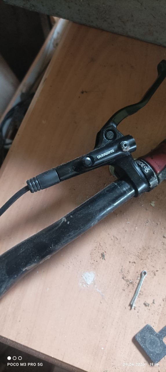 Гальмівна ручка Shimano MT200 з гідролінією