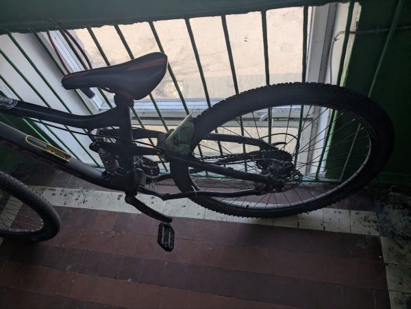 Велосипед з тормозами Shimano MT200 і вилкою Suntour фото 3