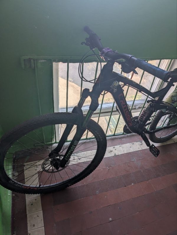 Велосипед з тормозами Shimano MT200 і вилкою Suntour фото 5