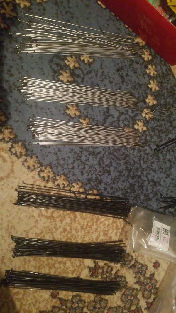 Шпиці DT Swiss Black + Шпиці DT Swiss Silber Champion 2.0 + ніпельки фото 1