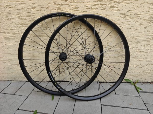 Вілсет колеса 27.5 Shimano Zee