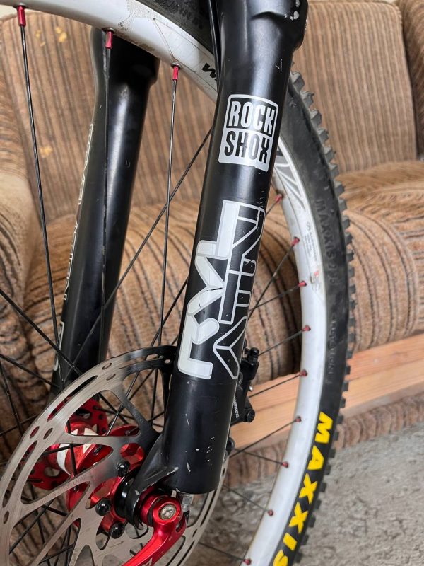 RockShox Revelation U-Turn Dual Air вилка 130 мм фото 5