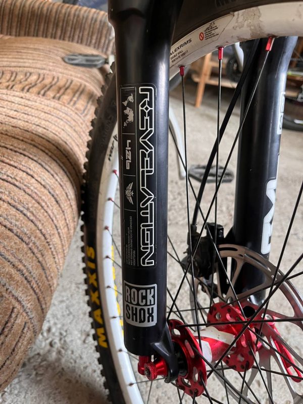 RockShox Revelation U-Turn Dual Air вилка 130 мм фото 6