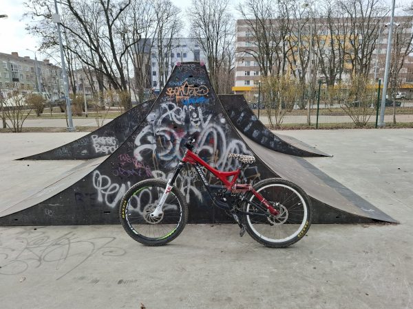 Велосипед Specialized Demo 7 2010 фото 2