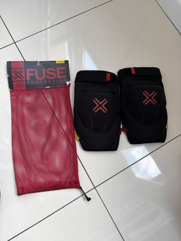 Захист коліна Fuse Delta L фото 1