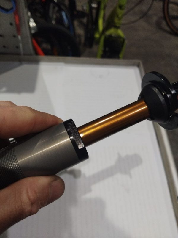 Амортизатор Fox DHX RC4 Factory Series 216×63 фото 3