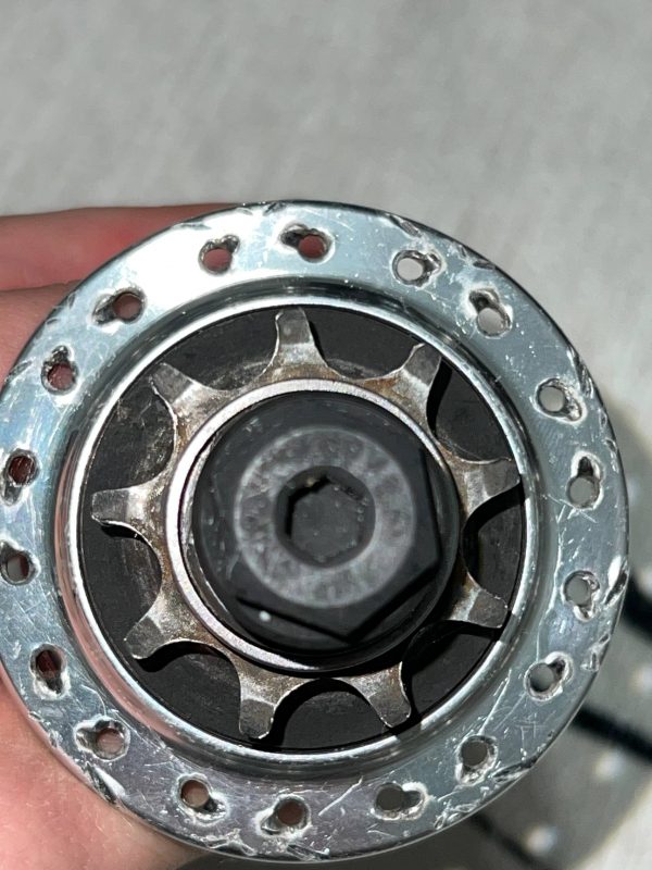 Задня втулка Colony Wasp 9t RHD фото 3