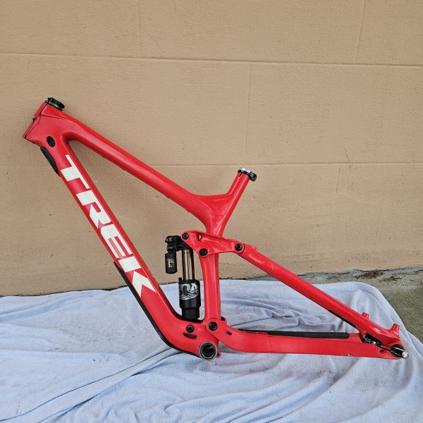 Рама Trek Slash 9.9 2017 + Fox X2 амортизатор