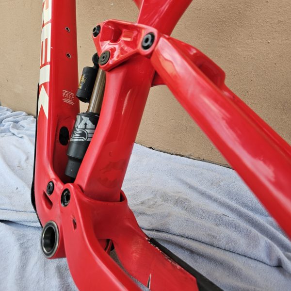 Рама Trek Slash 9.9 2017 + Fox X2 амортизатор фото 4