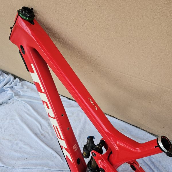 Рама Trek Slash 9.9 2017 + Fox X2 амортизатор фото 5