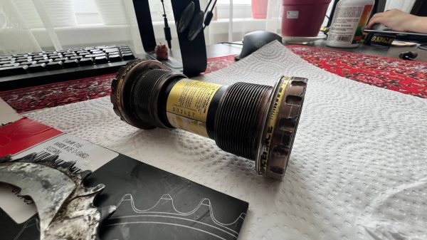 Каретка RaceFace Race DH X-Type 68/73mm