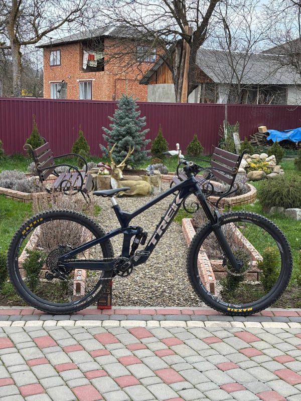 Велосипед Trek Slash 9.7 2022 M/L 29" карбон фото 2